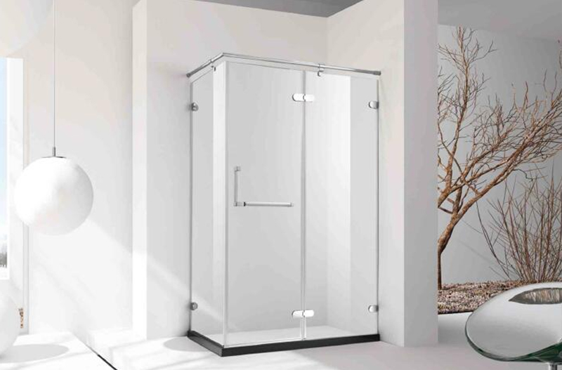 Hotel Bathroom Shower Door