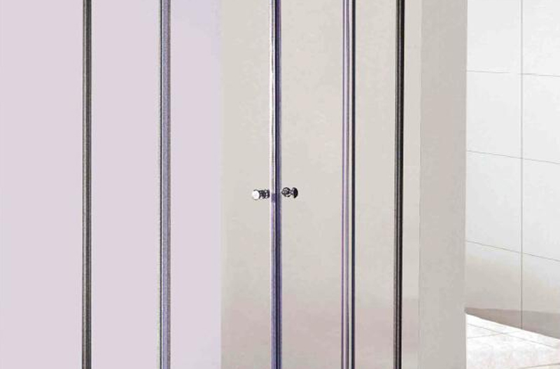 Hotel Bathroom Shower Door
